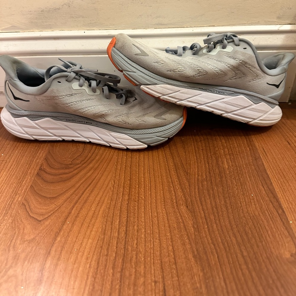 Hoka Arahi 6.